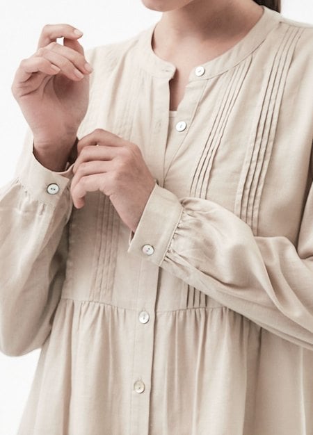 Emboss Pleated Long Sleeve Maternity & Nursing Shirt-Cream3