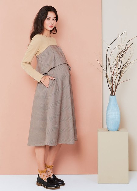 Splicing Maternity & Nursing Dress-Khaki4