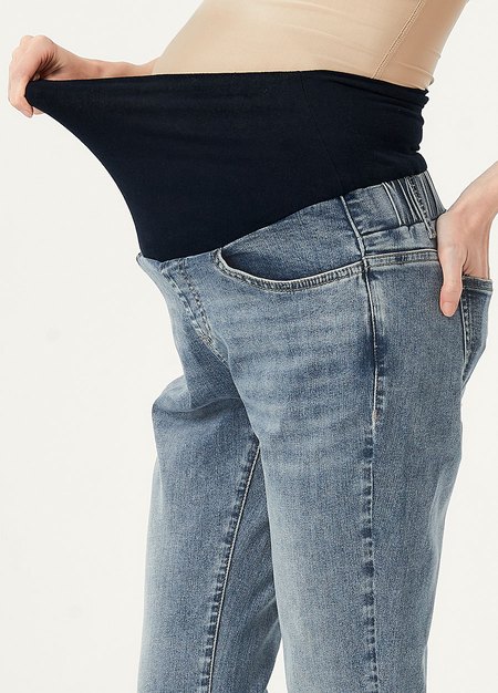 Raw Hem Maternity Slim Straight Jeans-Blue2