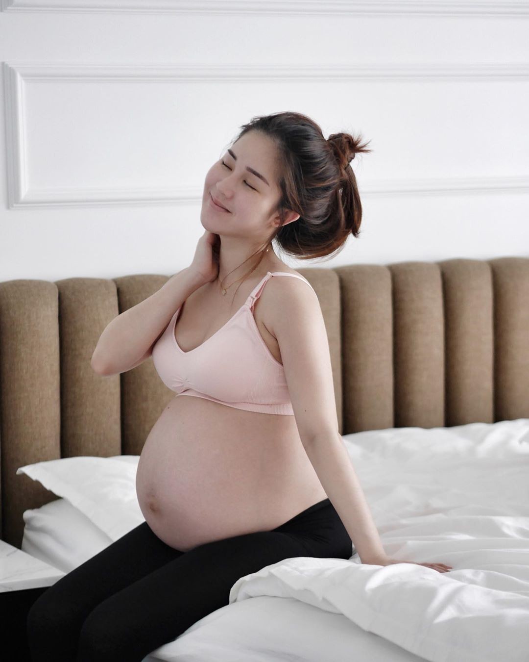 one of the best maternity bras for soon-to-be mothers - Mamaway
